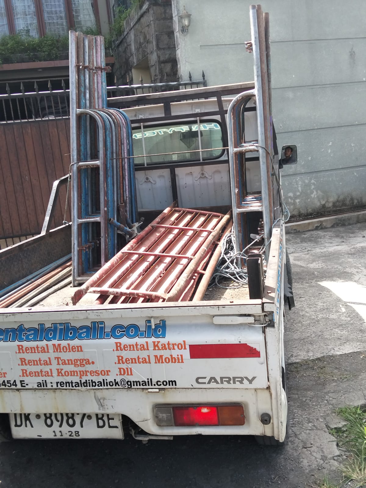 Rental scaffolding