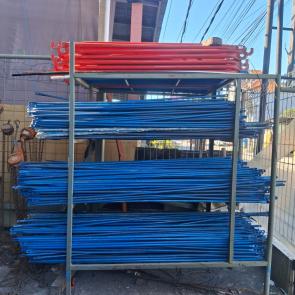Sewa cross brace 220 Salah satu part scaffolding Panjang 220 Berat 1 kg Hanya untuk wilayah bali Harga belum termasuk ONGKIR Gudang : Jl Pura Demak Barat No 168X Denpasar - Bali Telepon : 0811 39 5454