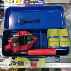 Sewa alat senai manual bali Ukuran 1/2 inc sampai 1 1/2 inc Digunakan untuk senai pipa besi Tersedia juga ukuran senai 8mm hingga 16mm ( untuk besi beton AS ) Jaminan KTP atau SIM Area sewa khusus wilayah bali Telepon / Wa 0811 39 5454 Atau datang langsung Gudang Jl. Pura Demak Barat No 168X Denpasar Bali