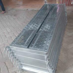 Sewa catwalk scaffolding Untuk kebutuhan proyek dan bangunan Hanya untuk wilayah bali Harga sewa per bulan Jaminan 3x biaya sewa Harga belum termasuk ONGKIR Gudang : Jl Pura Demak Barat No 168X Denpasar - Bali Telepon : 0811 39 5454